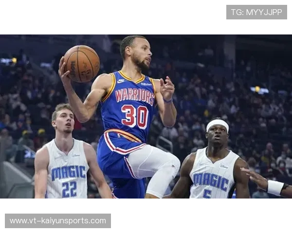 威少激情爆发!关键抢断让全场沸腾 威少激情爆发!关键抢断让全场沸腾